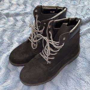 Black boots